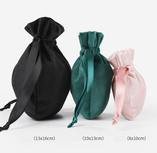 ถุงผ้ากำมะหยี่มีหูรูด,ถุงผ้าใส่เครื่องประดับ