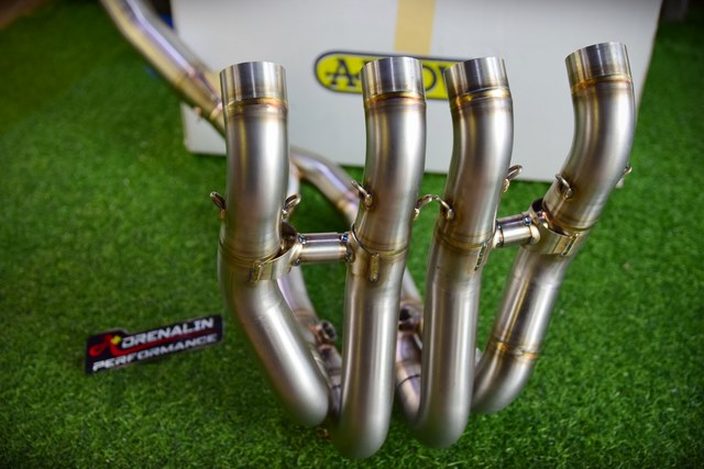 Arrow คอฟูล สำหรับ S1000RR 2020+ ไทเทเนียม และ แสตนเลส (For Exhibition only)