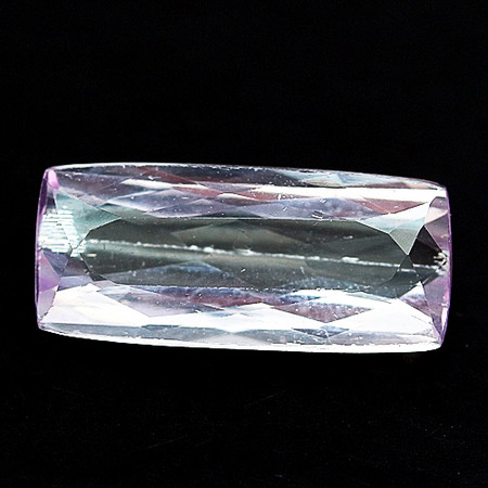 คุนไซต์สีชมพู (Kunzite) 7.50 กะรัต