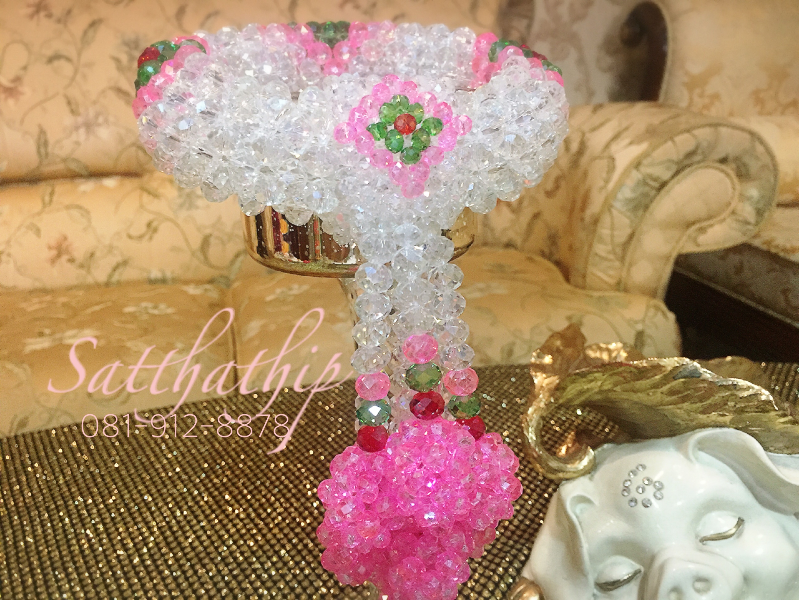 พวงมาลัยคริสตัล สีโทนชมพู - Crystal Garland