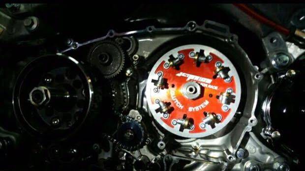 รังคลัทช์ jetprime สำหรับ Tmax 560 2020+ น้ำหนักเบา เพื่อสมรรถนะที่ดีขึ้น