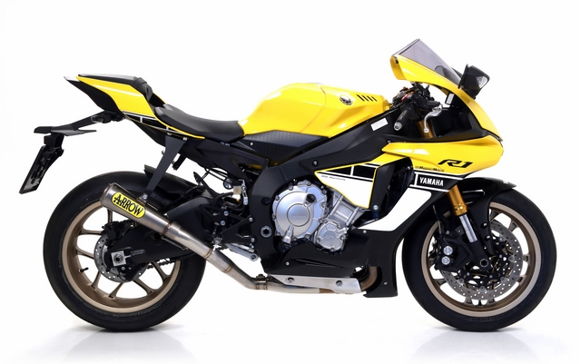 ท่อ Arrow Pro race + Y pipe สำหรับ R1 ปี 2015 ขึ้นไป (For Exhibition only)