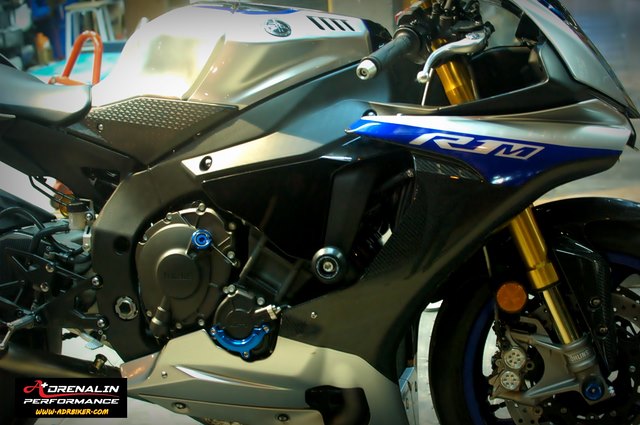 Rizoma - กันแคร้ง ซ้าย+ขวา (Engine guards) สำหรับ R1 2015+