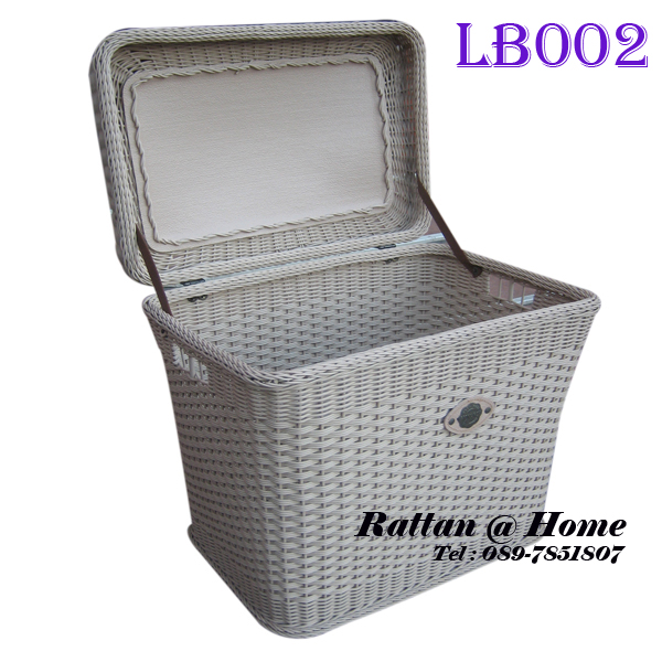 ตะกร้าผ้าทรงสี่เหลี่ยม หวายเทียม