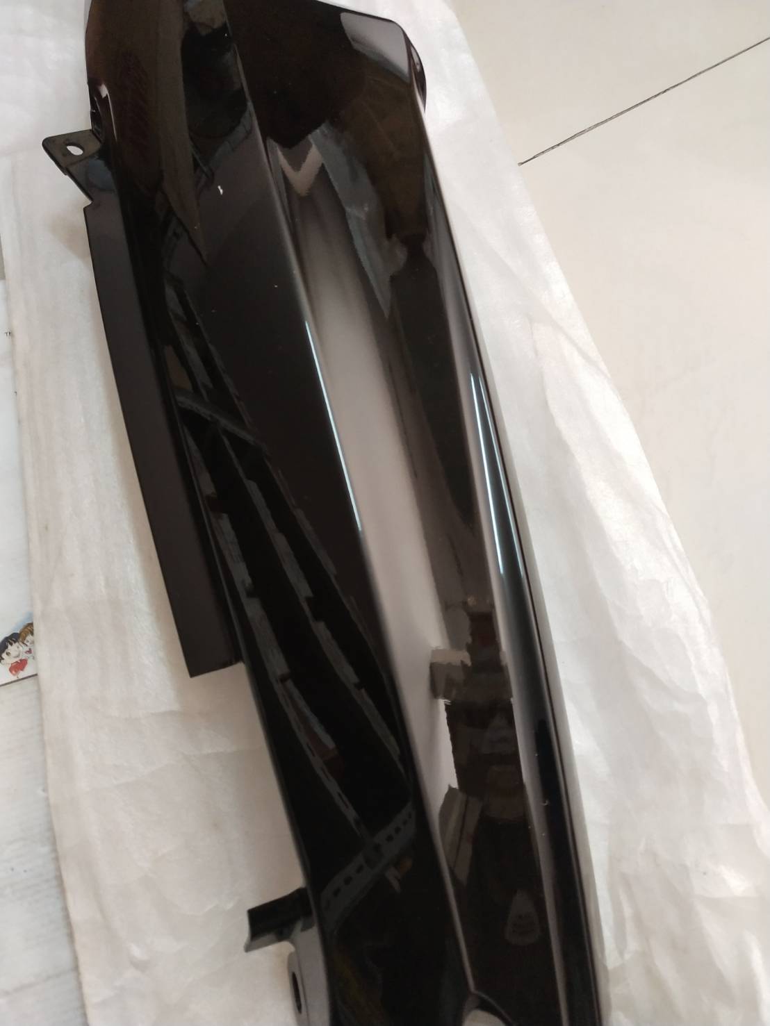 ฝาข้างขวาตัวยาวสีดำ สำหรับรุ่น MIO,MIO Z,MIO MX,MIO ZR '2005 อะไหล่แท้ YAMAHA 5VV-F1731-00-PA