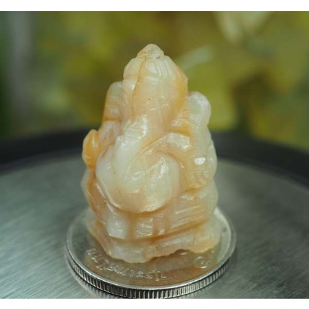 ไม้กลายเป็นหิน แกะสลักพระพิฆเนศวร 20.70กะรัต