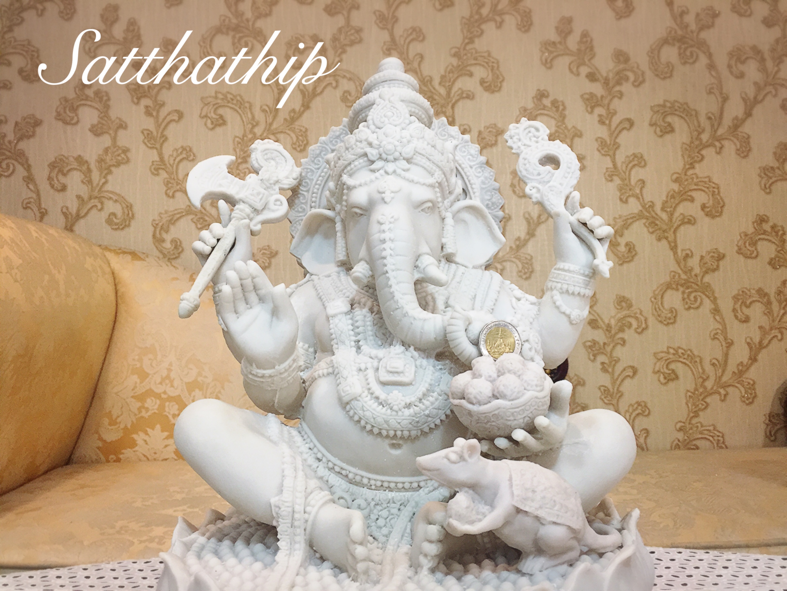 พระพิฆเนศ ปางสัมปทายะคเณศ (เรซิ่น) - Ganesha: Lord of Success
