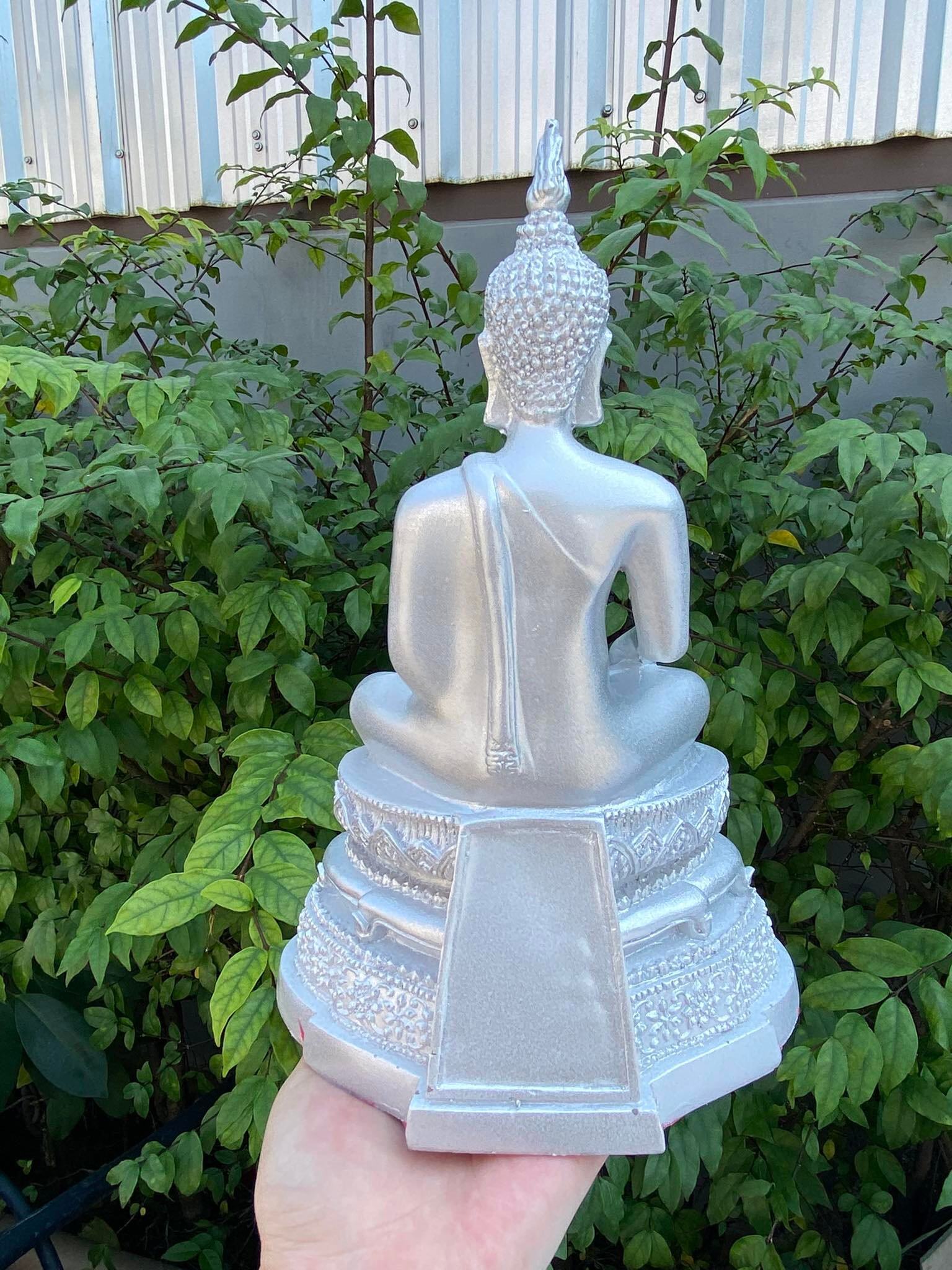 พระปางสะดุ้งมาร กว้าง7นิ้ว สูง11นิ้ว