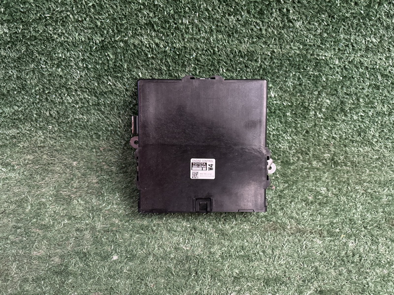 กล่อง ECU (W4) 89661-0DW40 Toyota Yaris Ativ 2017-2019