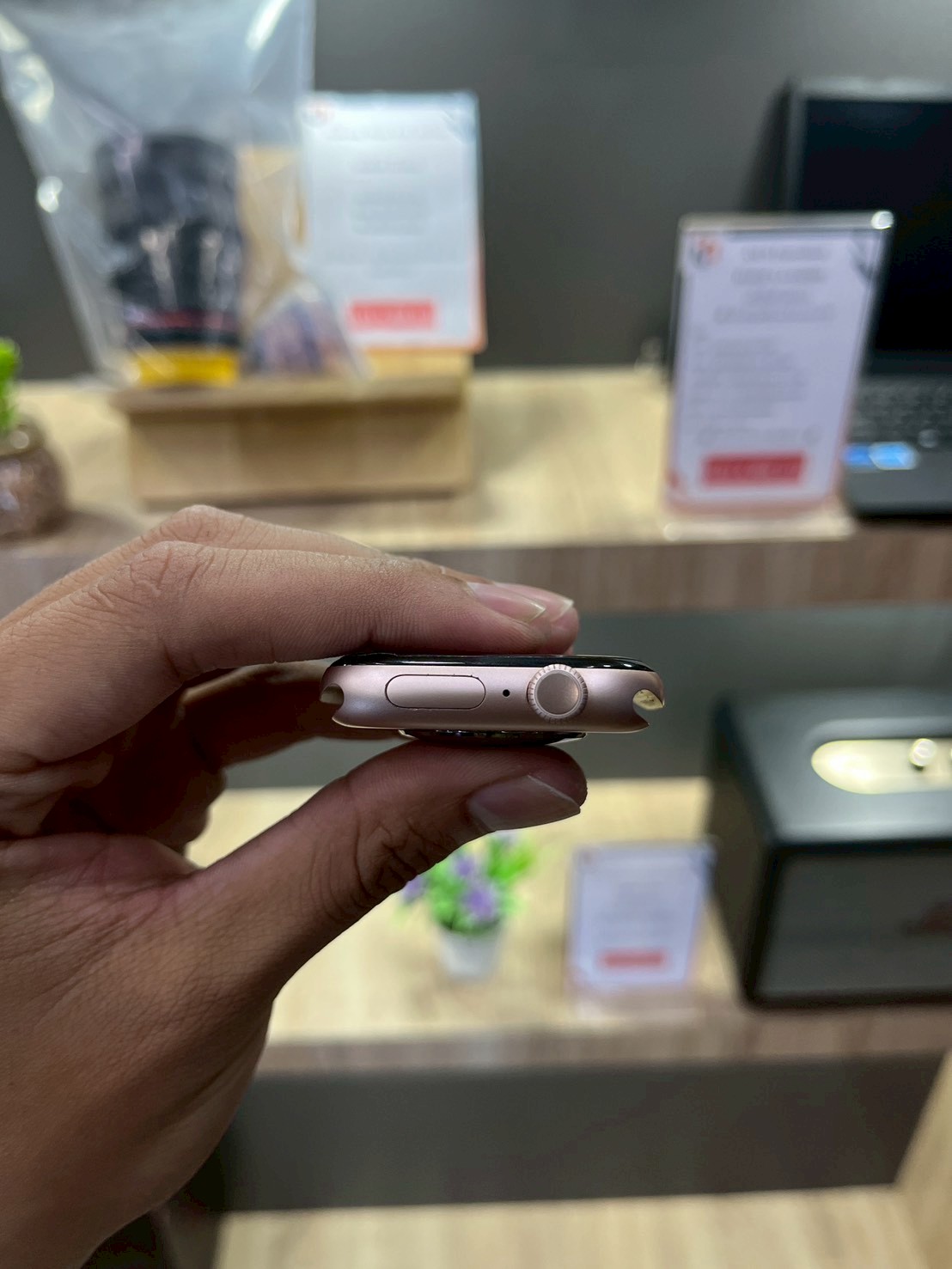 Apple Watch Series 10 GPS 46mm Rose Gold Aluminium