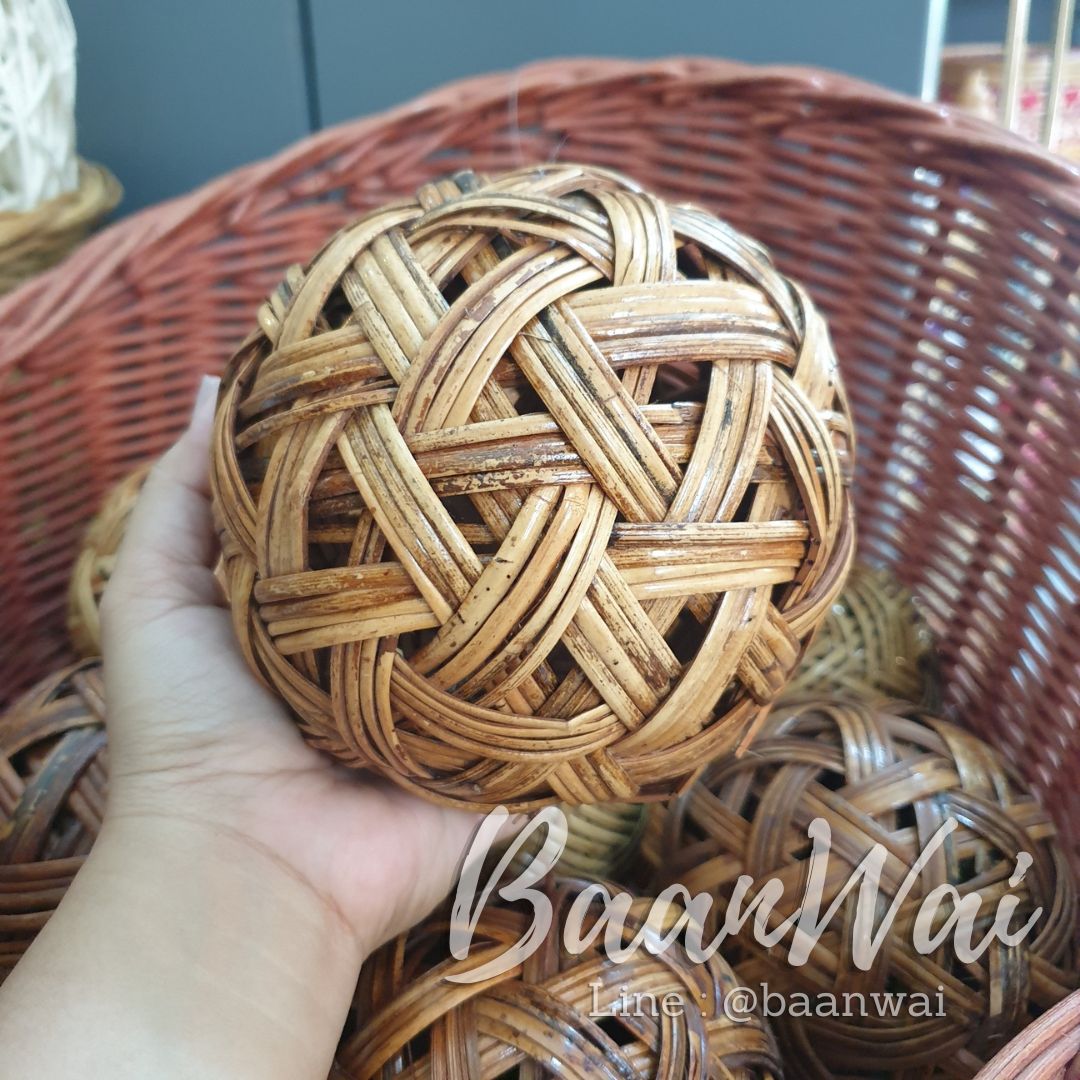 ตะกร้อหวาย