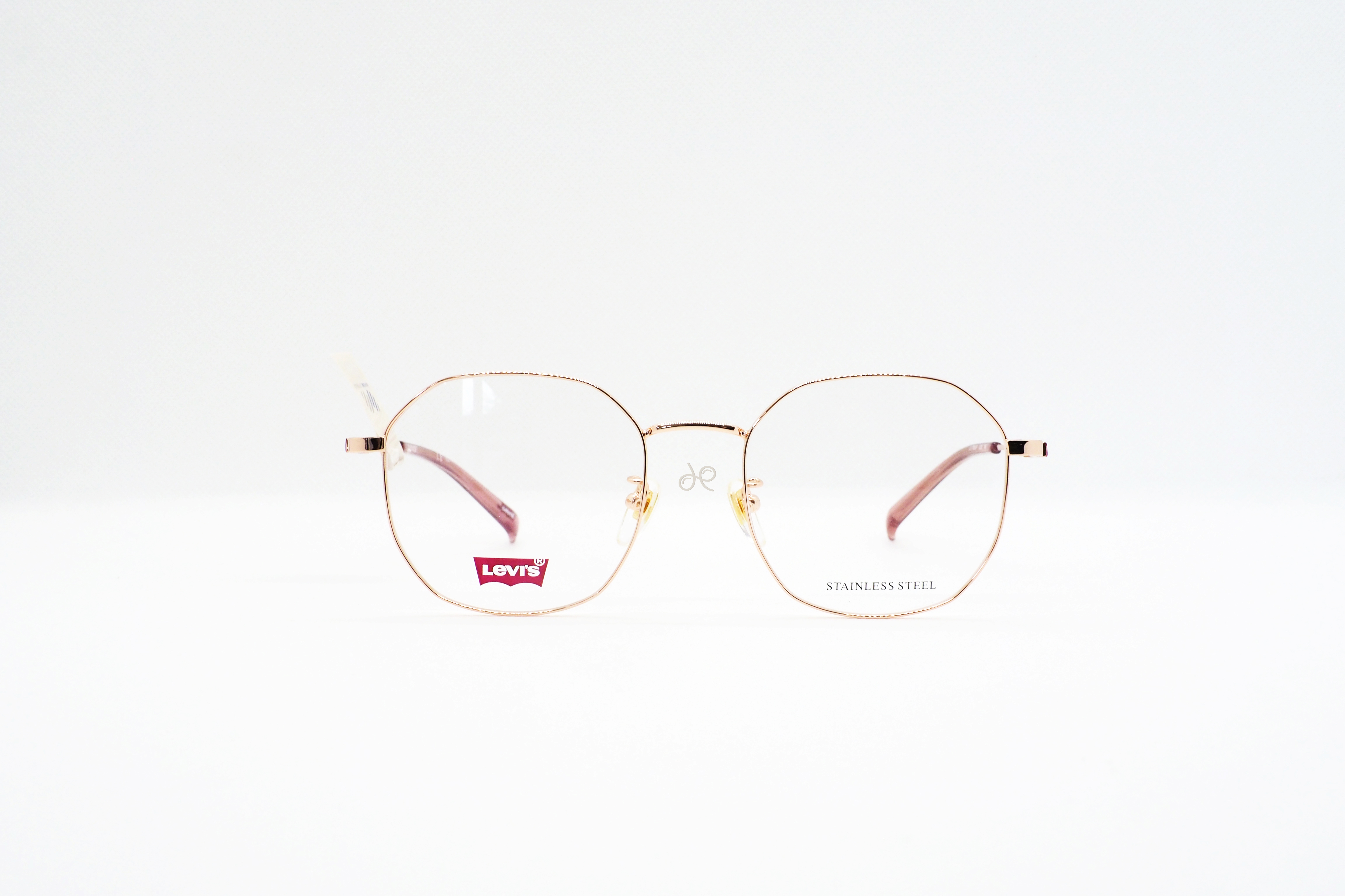 Levi's รุ่น LV7083