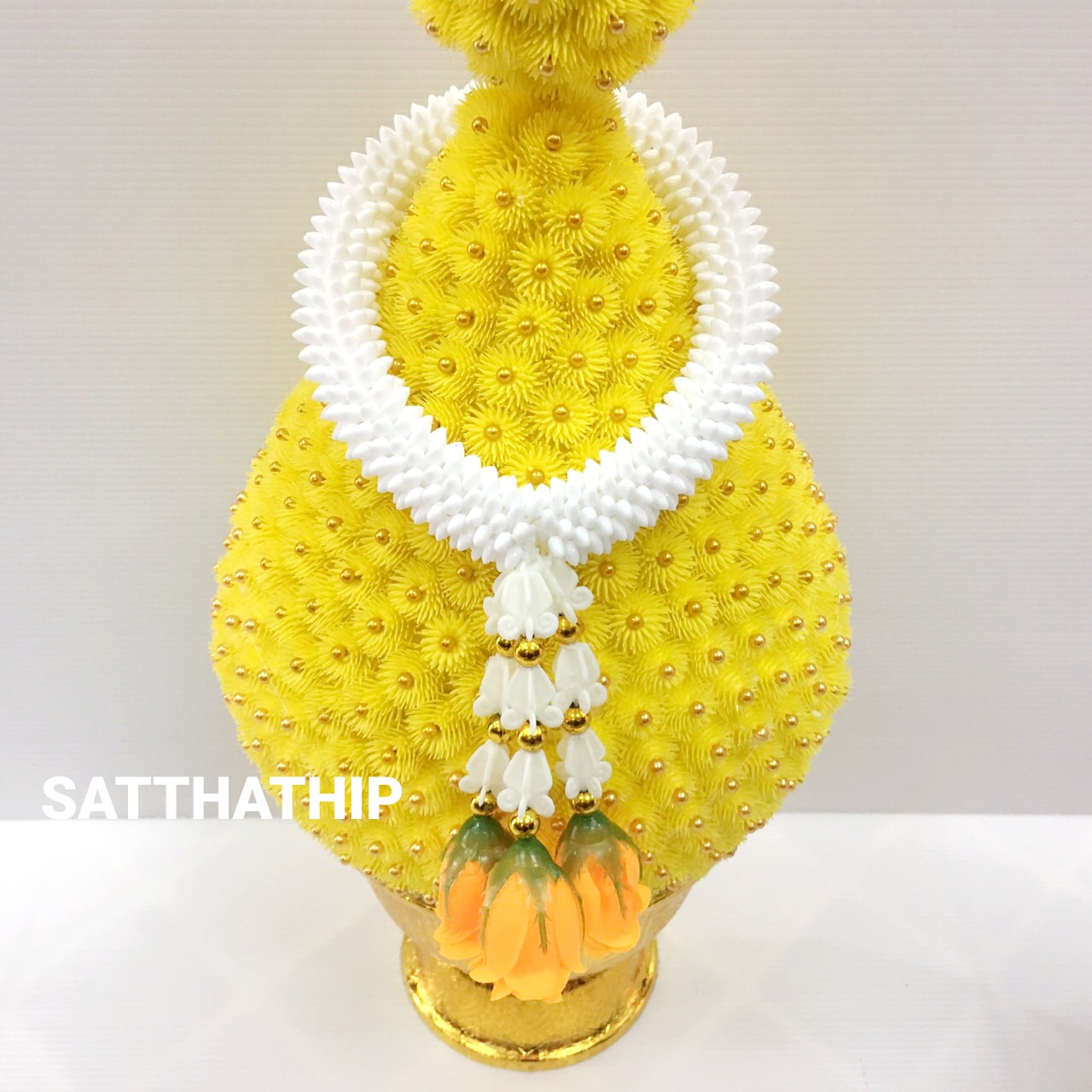 พานพุ่มดอกบานไม่รู้โรยประดิษฐ์ [8 นิ้ว/ 3,300บาท/คู่]