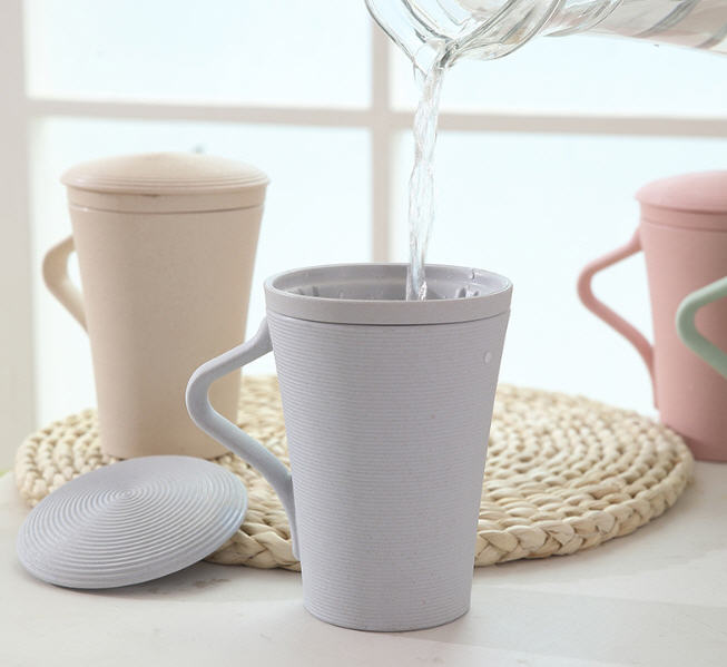 แก้วน้ำฟางข้าวสาลี,สินค้ารักษ์โลก,แก้วน้ำ,แก้วน้ำพร้อมที่กรองชา