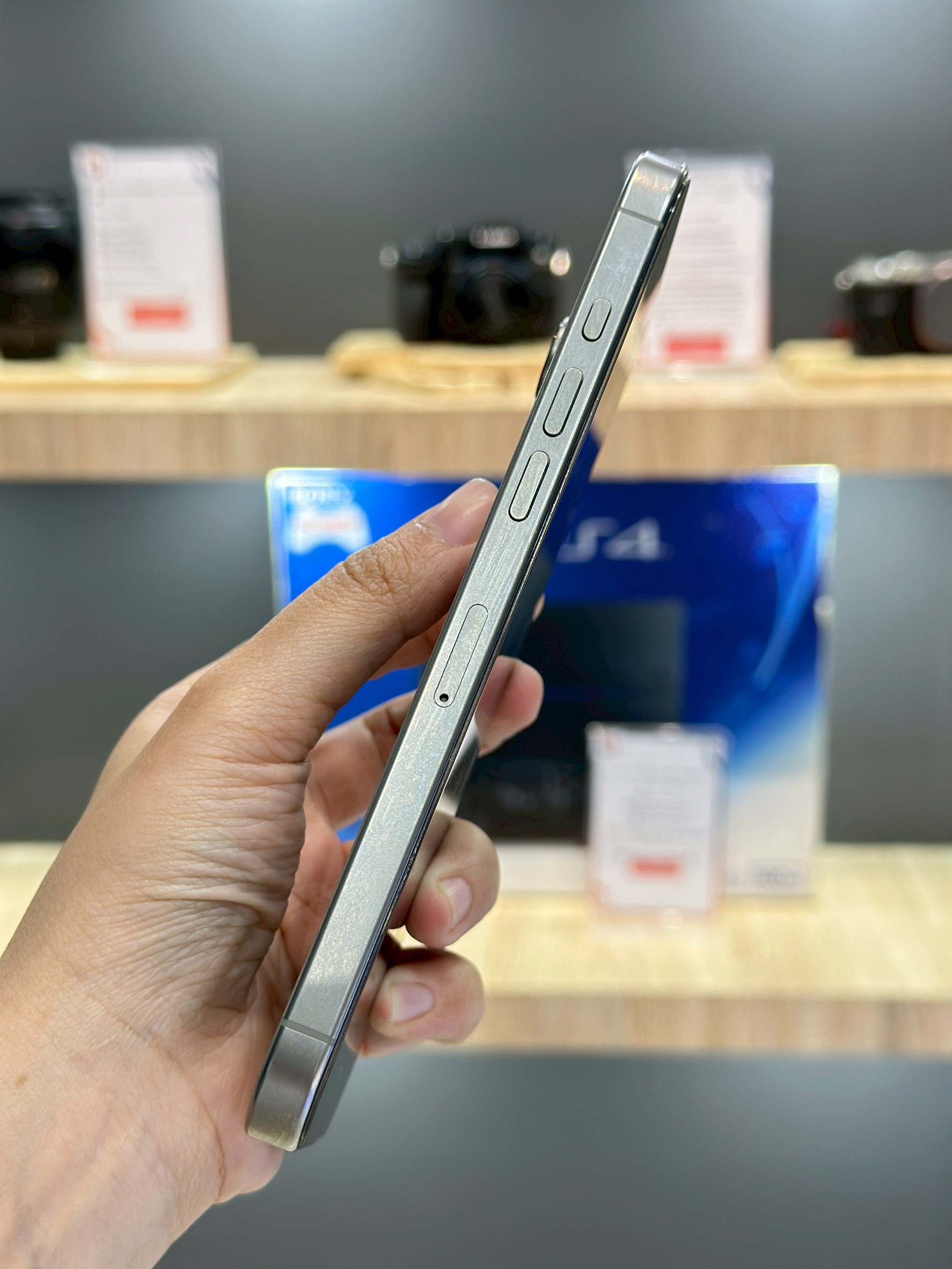 iPhone 16 Pro Max 256GB Natural Titanium