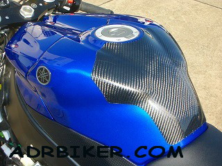 แผงคาร์บอนเคฟล่าห์กันรอยตัวถัง clever wolf สำหรับ R1