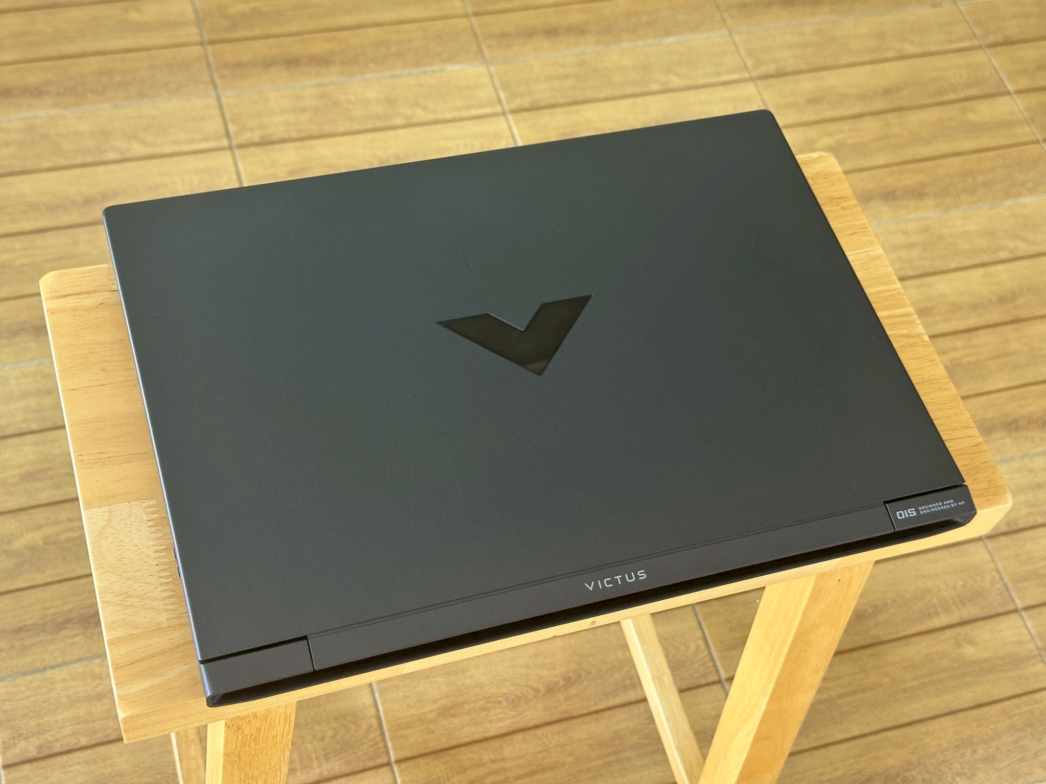 HP VICTUS 15-FB2105AX (MICA SILVER)