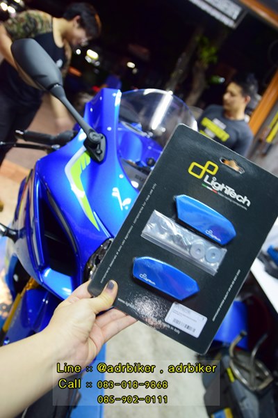 Lightech- ตัวอุดกระจก (Hole mirror caps) สำหรับ GSXR1000 2017+