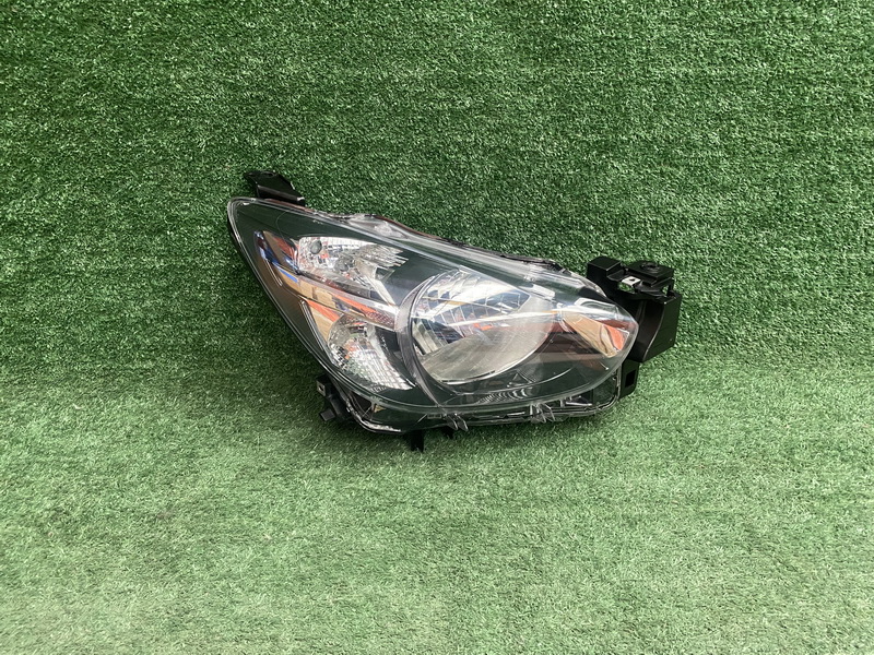 ไฟหน้า R Mazda Mazda2 Sky 2015-2019