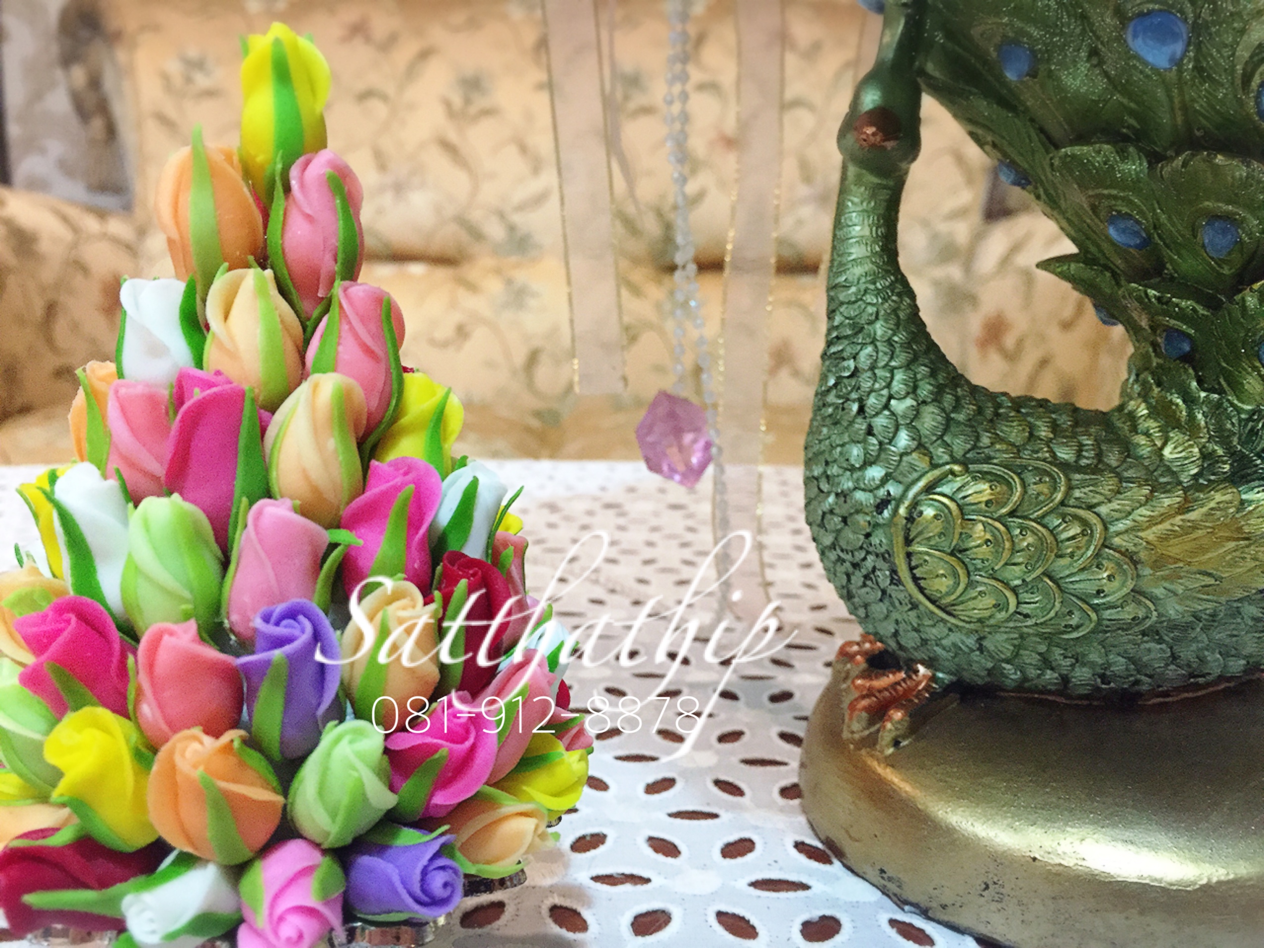 พานพุ่มดอกกุหลาบ ประดิษฐ์จากดิน [3.5 นิ้ว 850 บาท/คู่]