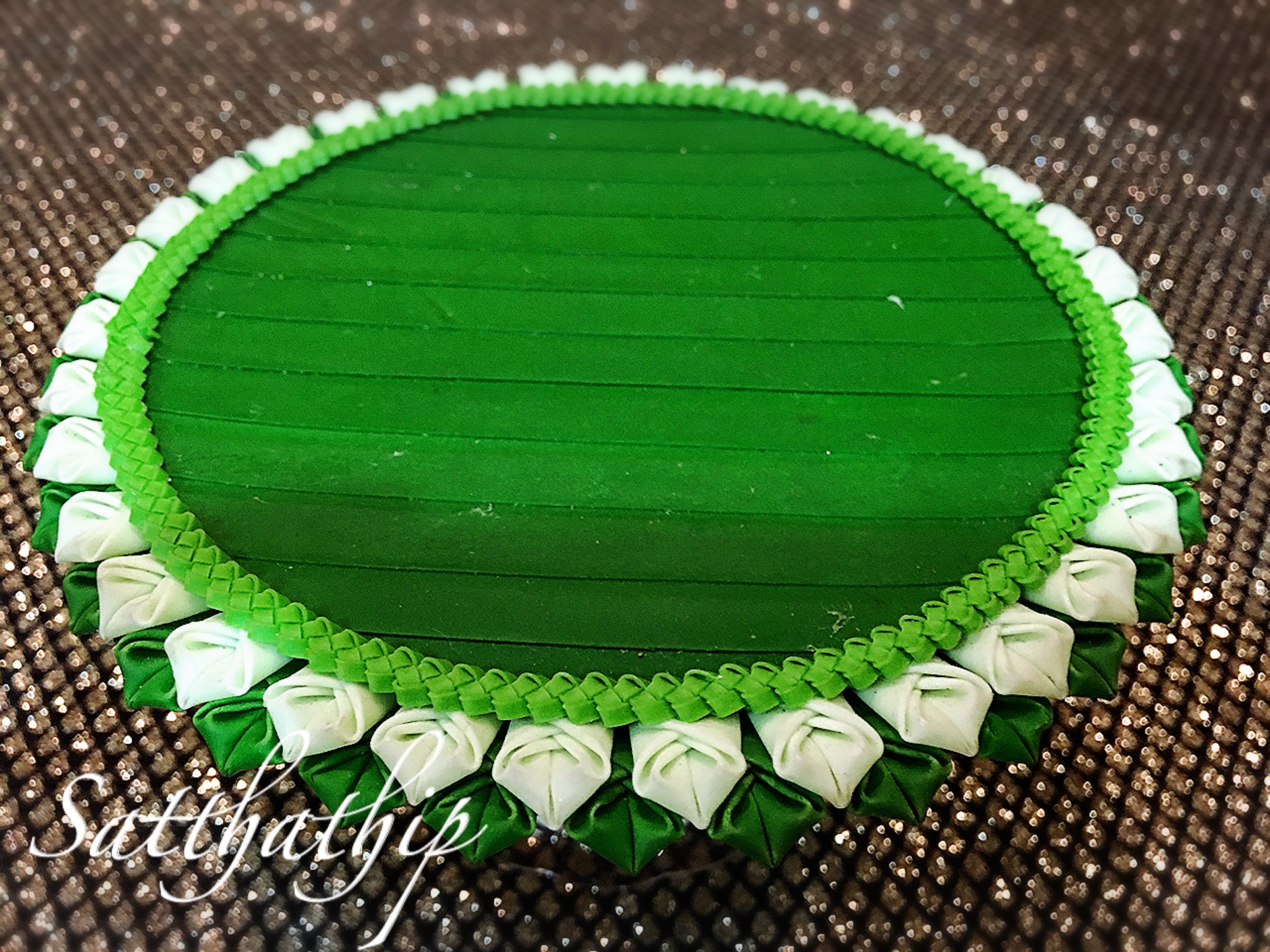 ถาดใบตอง ประดิษฐ์จากดิน - พานใบตอง - Tray