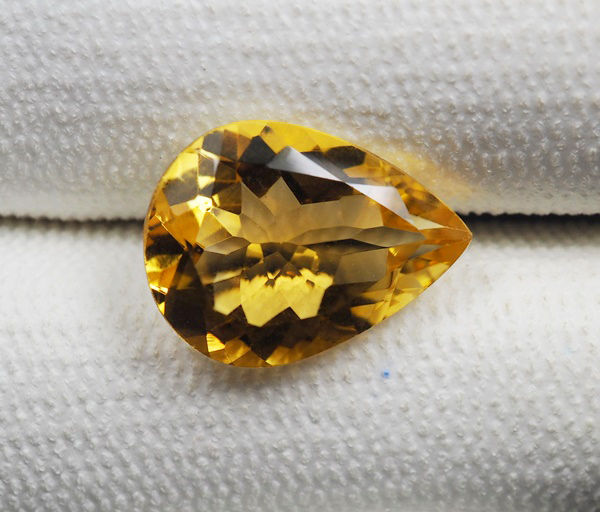 พลอยแท้ซิทริน (Citrine) 6.15 กะรัต