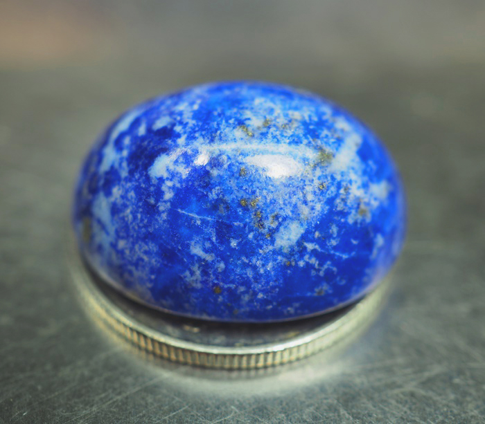 ลาพิส ลาซูลีสีฟ้า (Blue Lapis Lazuli) 21.75 กะรัต