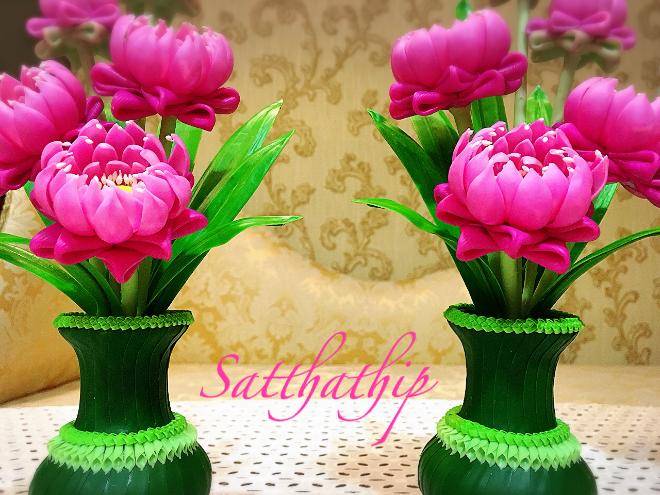 แจกันดอกบัว - ดอกบัวประดิษฐ์ - แจกันดอกบัวหลวงสีชมพู (ข้างละ 5 ดอก) ประดิษฐ์จากดิน - แจกันดอกบัวประดิษฐ์ - Lotus Flower