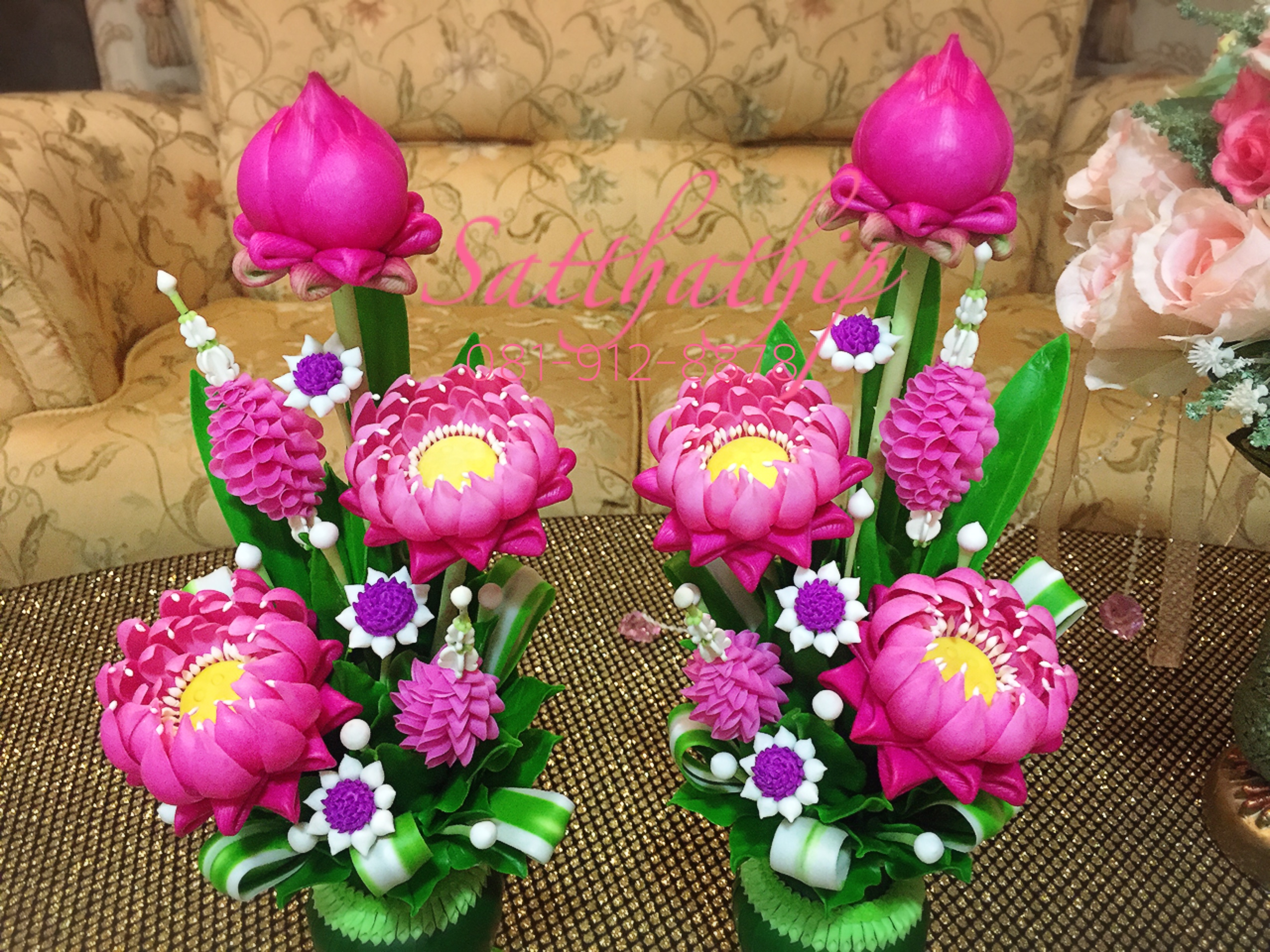 แจกันดอกบัว - ดอกบัวประดิษฐ์ - แจกันดอกบัวพับสีชมพูอมม่วง (ข้างละ 3 ดอก) ประดิษฐ์จากดิน - แจกันดอกบัวประดิษฐ์ - Lotus Flower