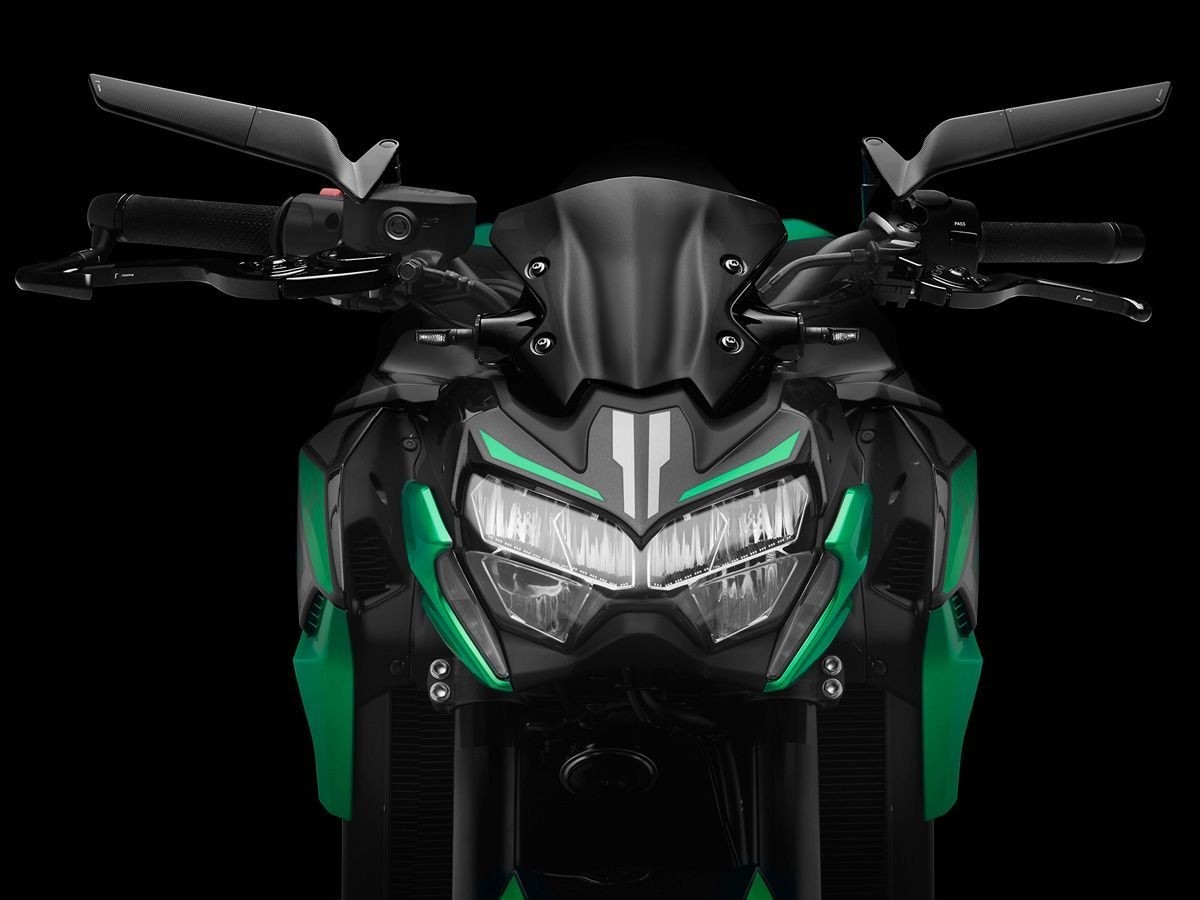 กระจกข้าง Rizoma รุ่น stealth สำหรับ รถ naked ทุกรุ่น ทำหน้าที่เป็นเหมือนสปอยเลอร์ สร้างแรงกด downforce