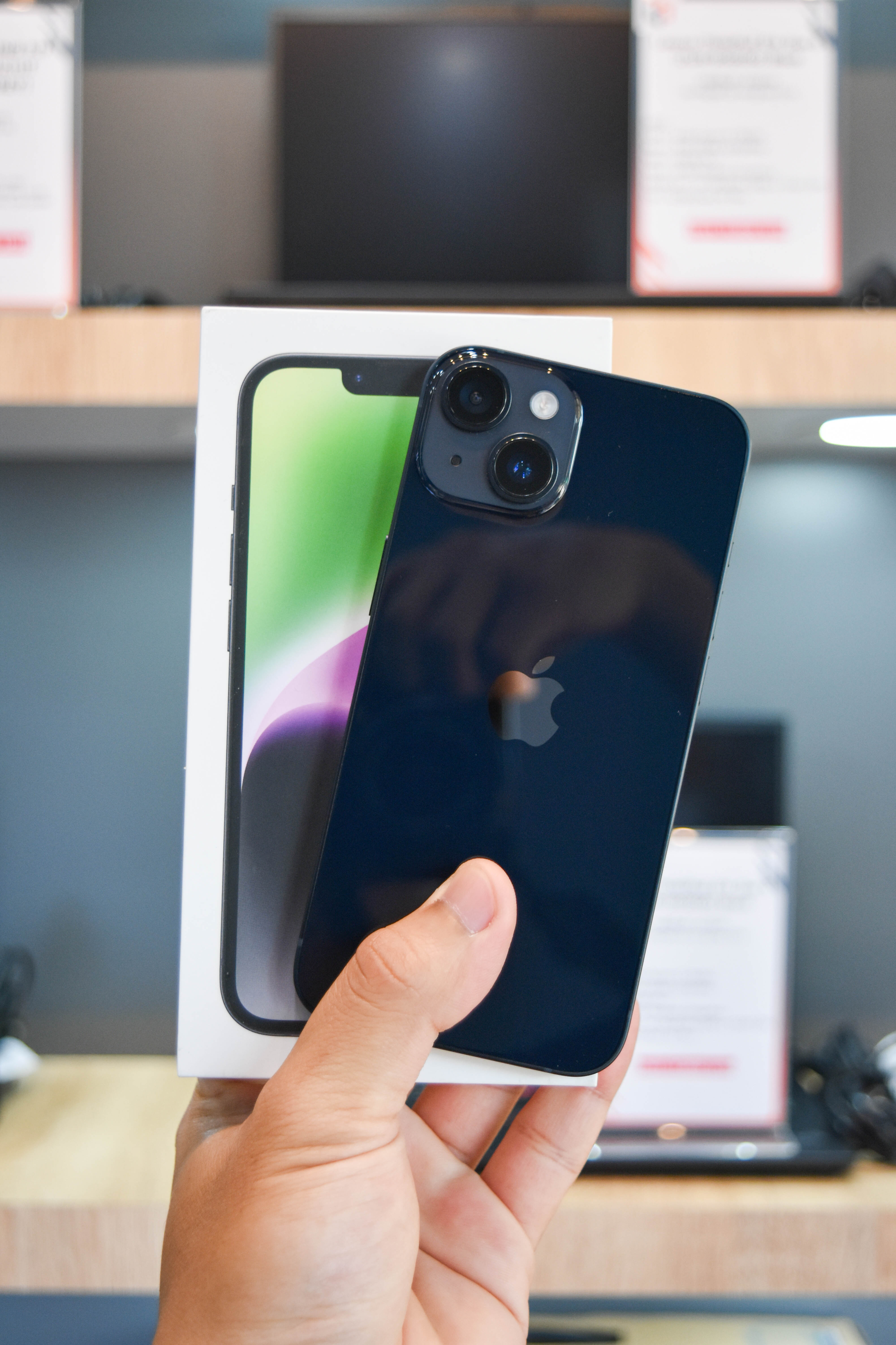 iPhone 14 128GB สี Midnight