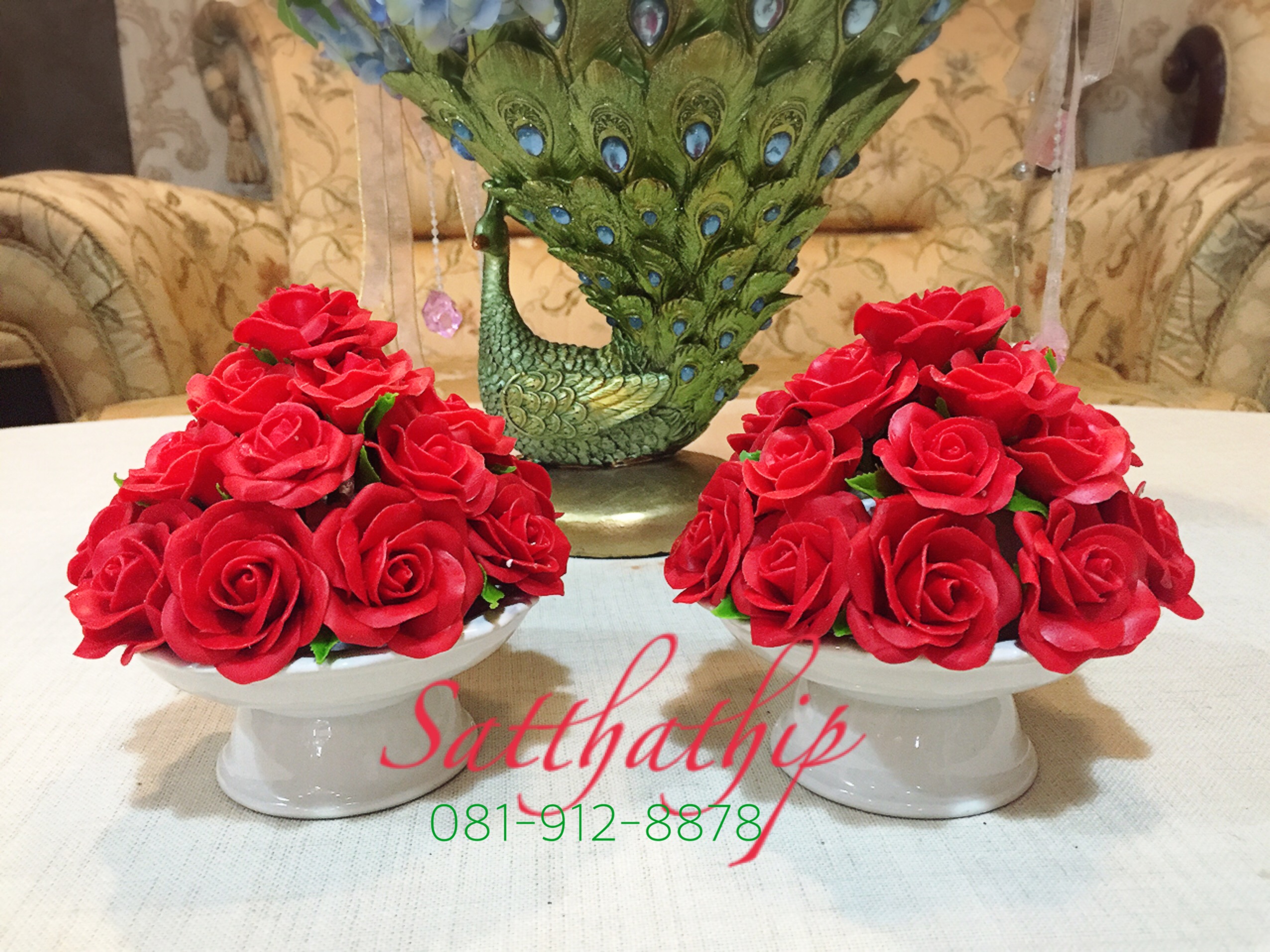 พานพุ่มดอกกุหลาบ - พานพุ่มดอกกุหลาบ (สีแดง) ประดิษฐ์จากดิน - Rose Flower - Phan bush
