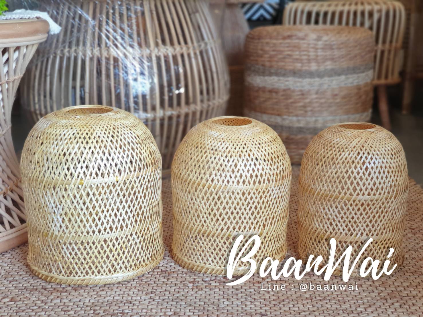 โคมไฟไม้ไผ่ ทรงสุ่มสานไขว้