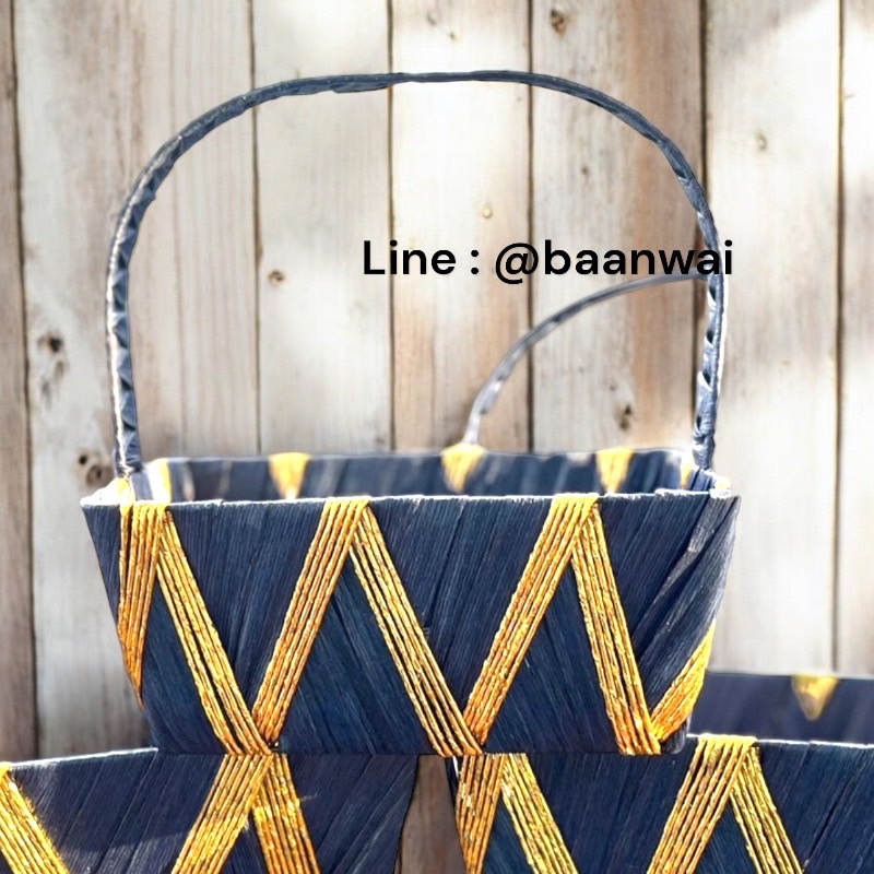 กระเช้า Code-005 VIP ทรงเหลี่ยม