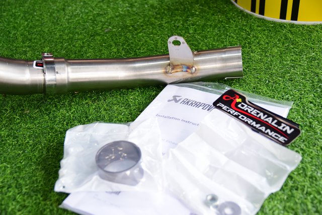 Link pipe Akrapovic ZX6R 2019+ (For Exhibition only)