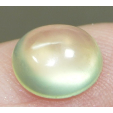 พรีไนท์สีเขียวสวย (Prehnite) 2.25 กะรัต