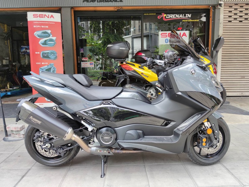 ท่อ Akrapovic full ไทเทเนียม สำหรับ Tmax 530 560 2017+ ปลายสองรู (For Exhibition only)