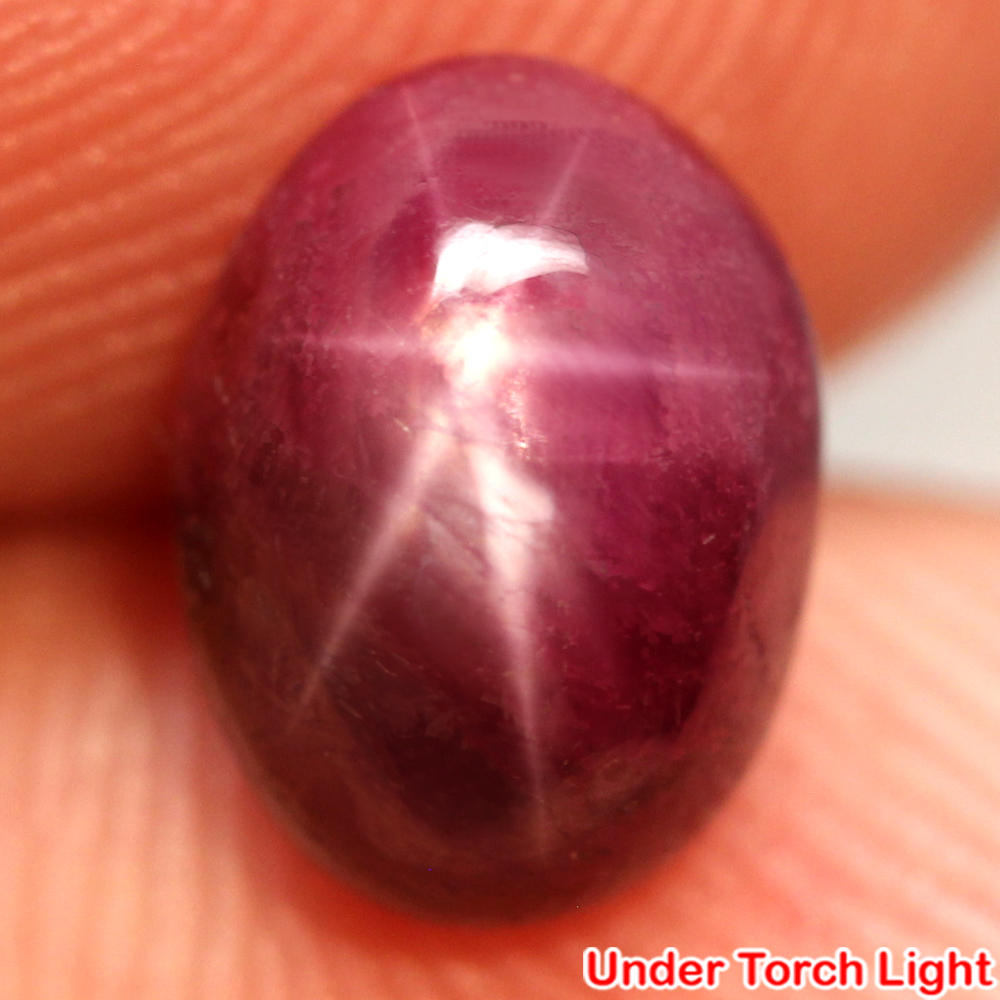 พลอยทับทิมสตาร์ (Ruby Star) 4.50 กะรัต 6 ขา