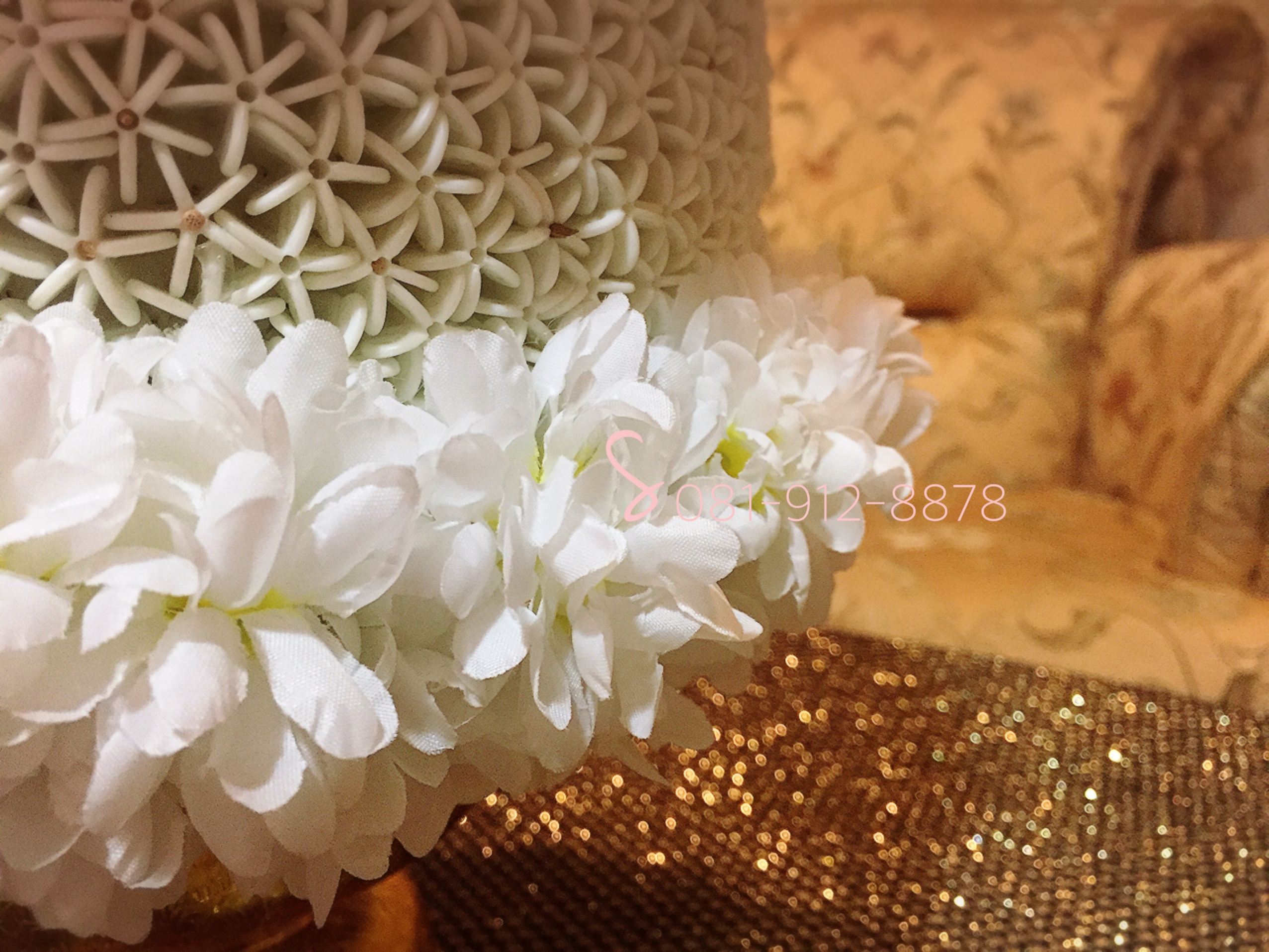 พานพุ่ม - พานพุ่มสักการะ - พานพุ่มดอกรัก - พานพุ่มดอกรักประดิษฐ์ (พลาสติก) - พานพุ่มสีขาว - Panpum