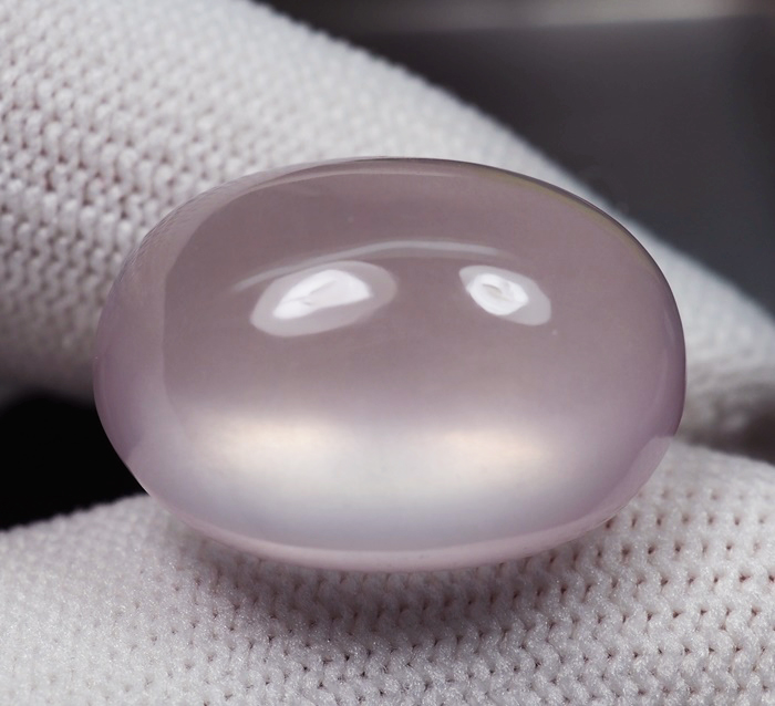 โรสควอร์ตแท้ (Rose Quartz) 33 กะรัต