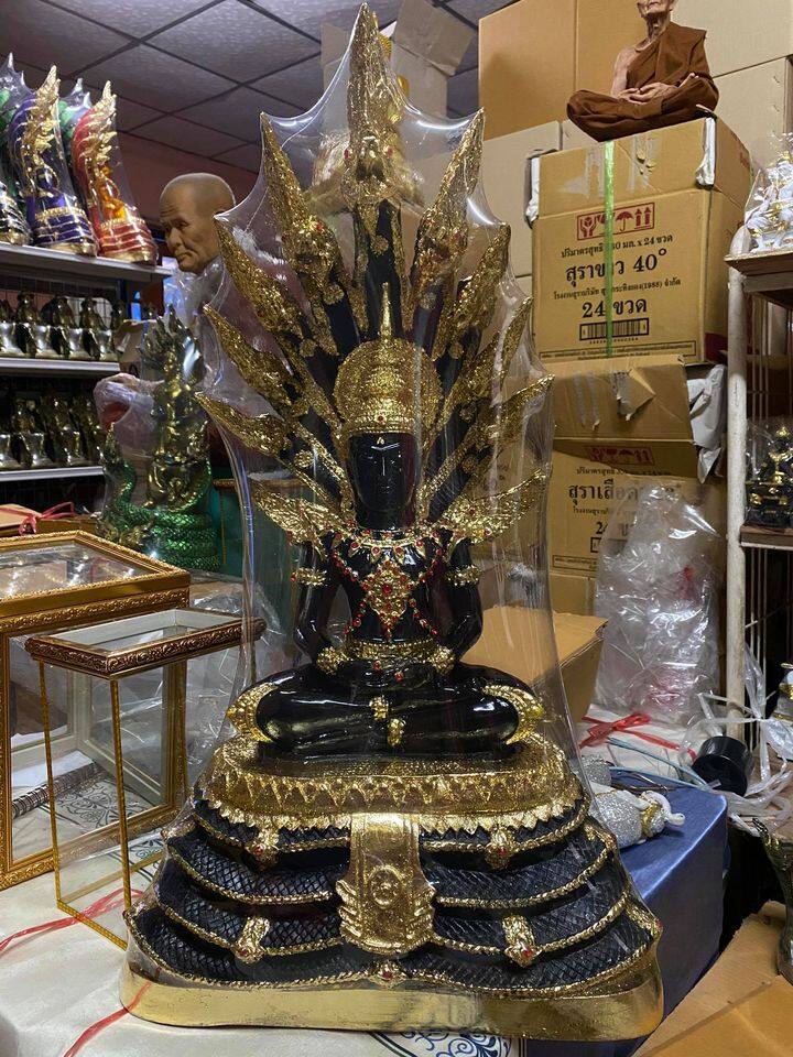 พระเเก้วนาคปรก องค์ใหญ่ พระเเก้วสีประจำวัน สูง 27 นิ้ว