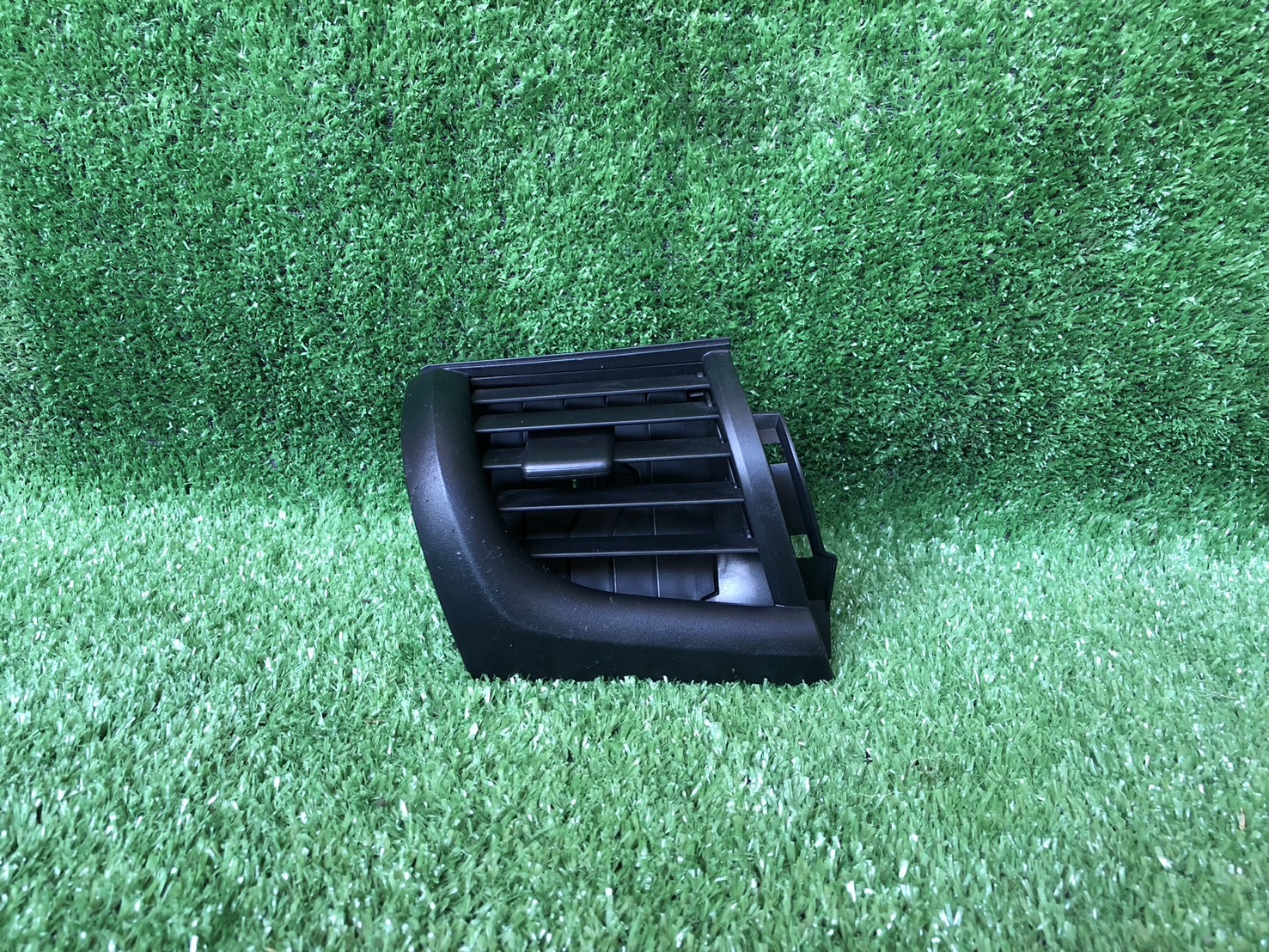 ช่องลมแอร์รถยนต์