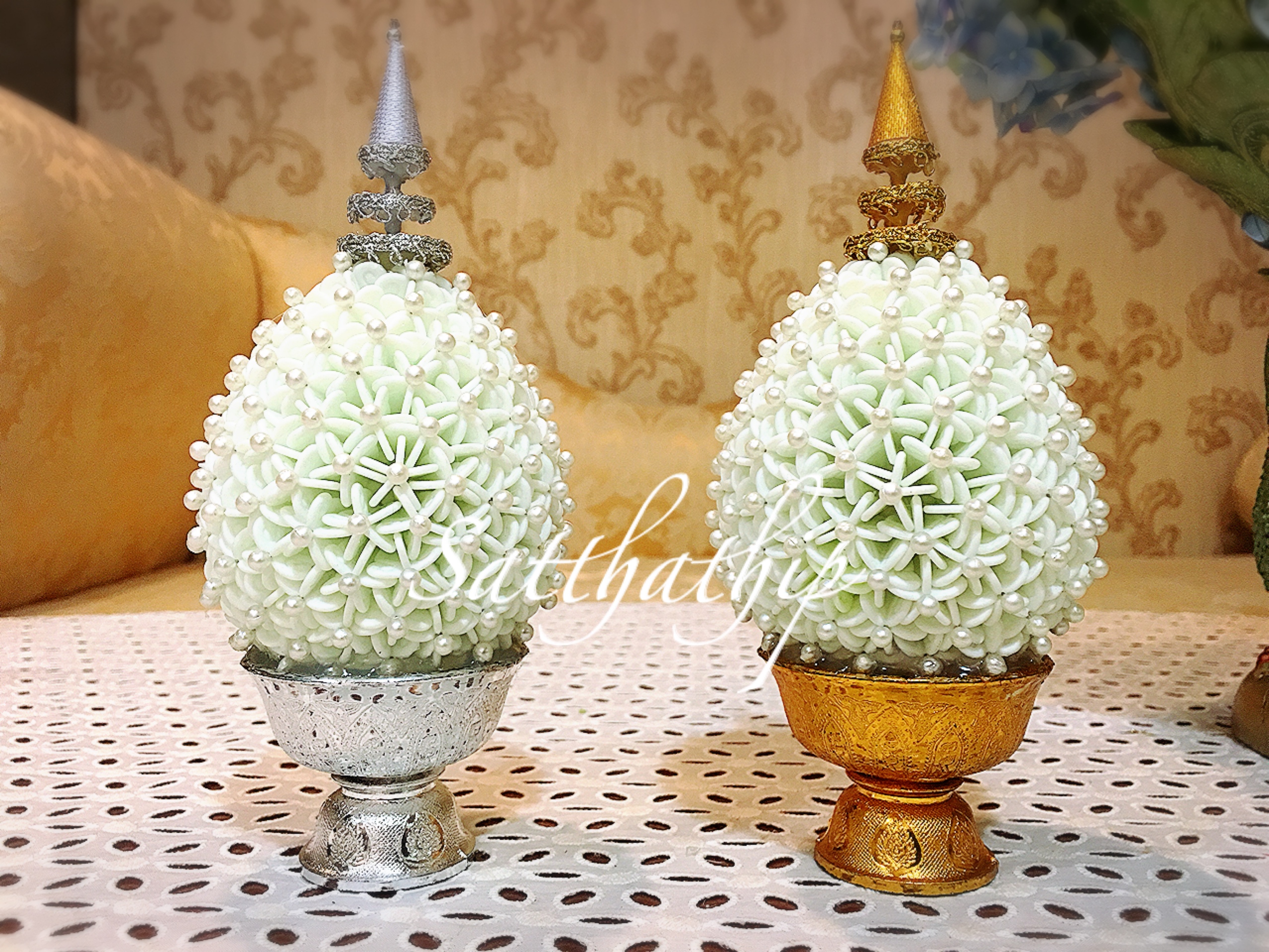 พานพุ่ม - พานพุ่มสักการะ - พานพุ่มดอกรัก - พานพุ่มดอกรักประดิษฐ์ (พลาสติก) - พานพุ่มสีขาว - Panpum