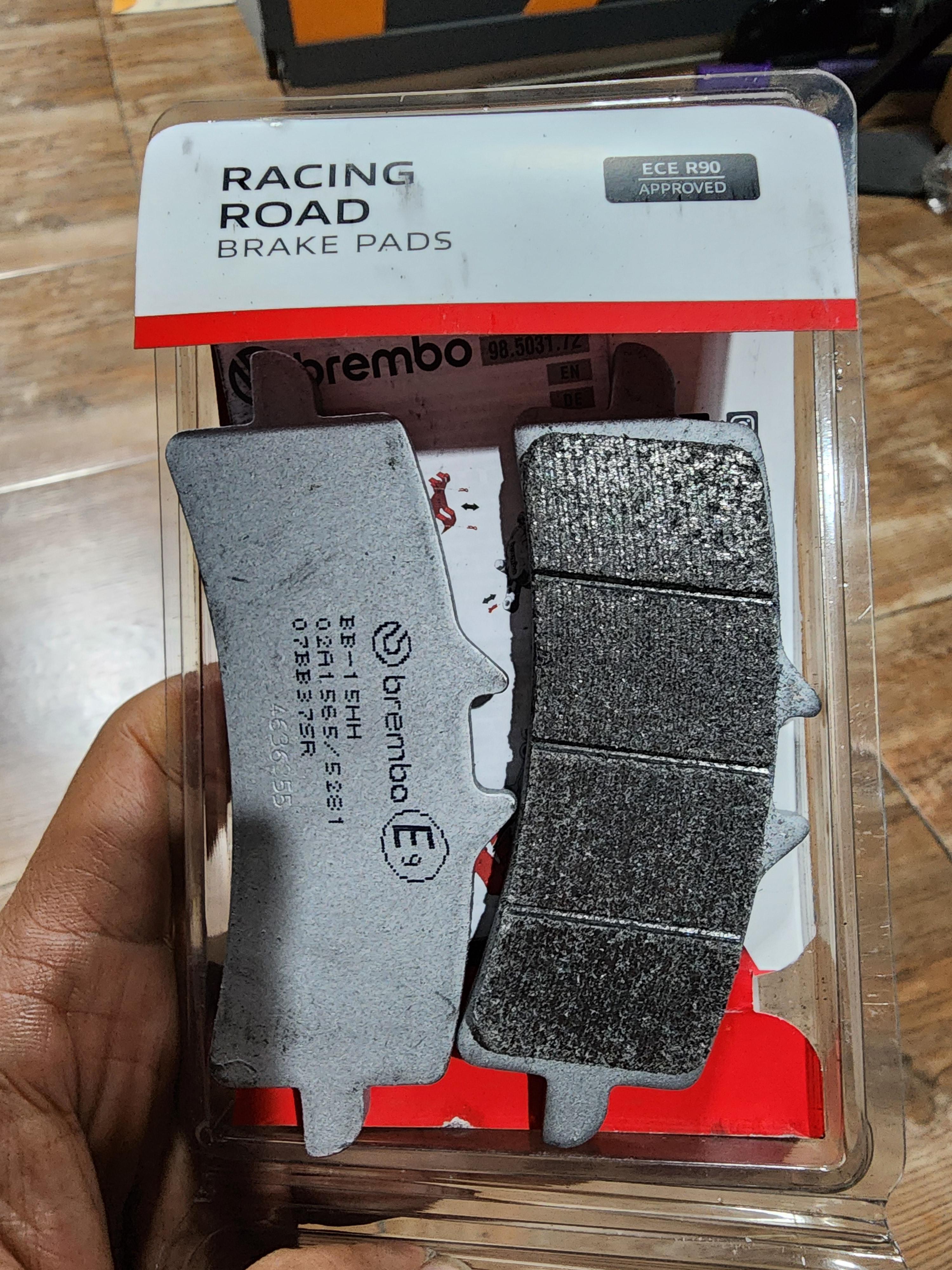 ผ้าเบรคหน้า Brembo สำหรับ ปั๊ม M4 M50 GP4 Stylema เกรด sinter