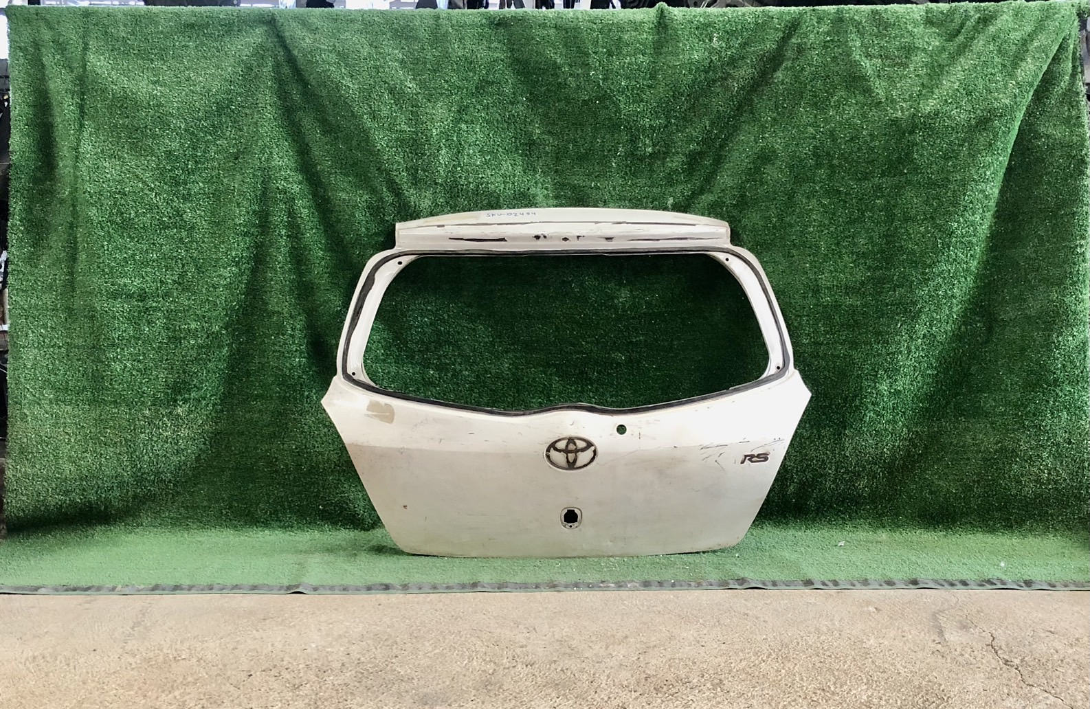 ฝาปิดท้าย Toyota Yaris 2006-12