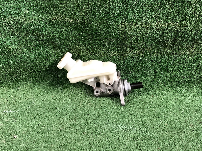 แม่ปั้ม+กระปุกน้ำมัน Mitsubishi Attrage 2013-2016