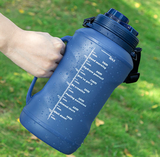 กระติกน้ำพลาสติก,กระติกน้ำหูหิ้ว,1,500ml,รับผลิตขั้นต่ำ1,000ชิ้น