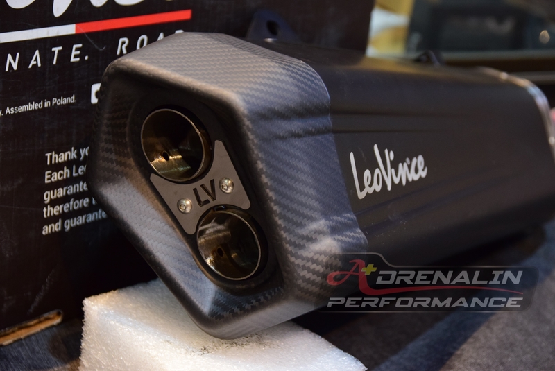 ท่อ leovince full system สำหรับ Tmax 560 2020+ รุ่น LV12 ปลายดำ (For Exhibition only)