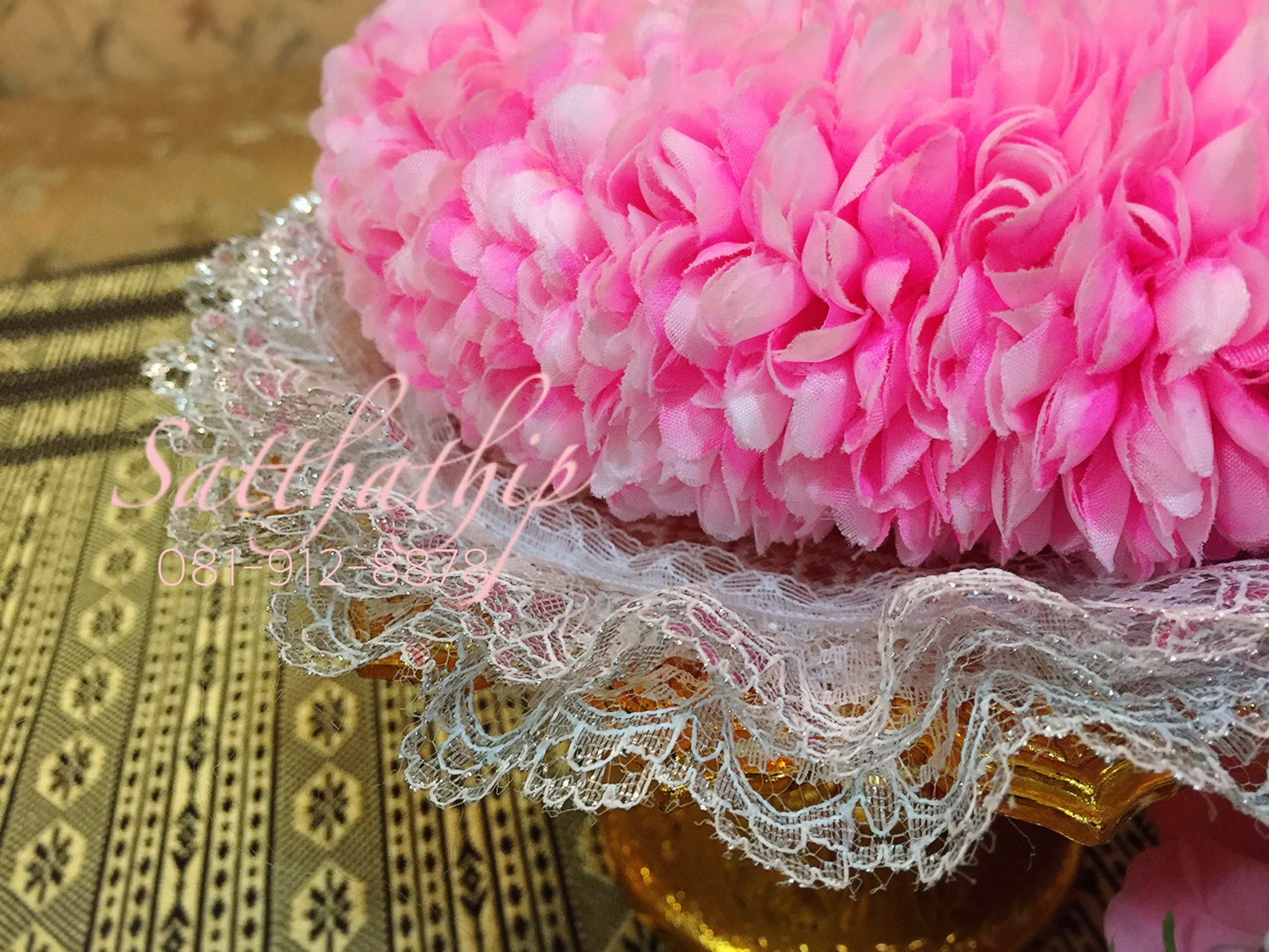 พวงมาลัยผ้า ดอกมัม สีชมพูอ่อน - พวงมาลัยผ้า - Fabric garland