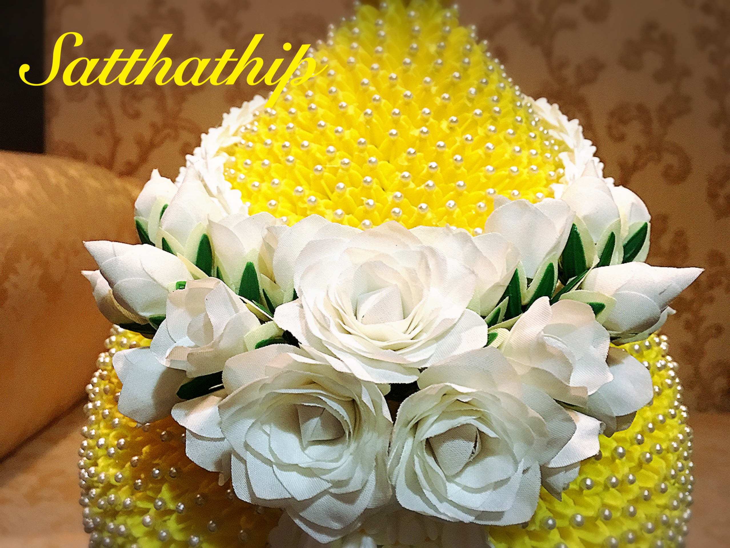 พานพุ่มดอกรักประดิษฐ์ [10"]